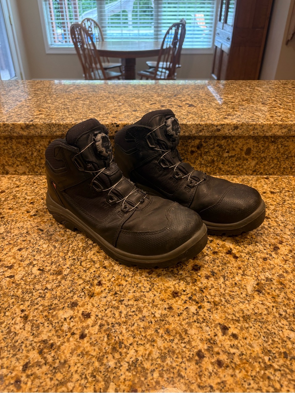 Red Wing tradesman 6614 5” waterproof safety toe hiker style boots men’s 12 EE